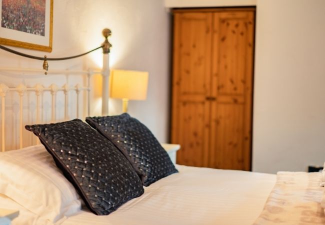 The Place To Stay, Knoll Hill Farm, Stylish Boutique Bed and Breakfast Guest House Accommodation For The Perfect Staycation & holiday. Room 4 En-Suite Deluxe King Sleeps 2 + 2. This spacious deluxe king-sized room with its original beams looks out onto a central courtyard with its own external entrance, allowing for good social distancing from other guests. It is large enough to accommodate two further cots or beds (suitable for children up to 12 years old) to make a nice, cosy family unit. The Place To Stay, Knoll Hill Farm, Stylish Boutique Bed and Breakfast Guest House Accommodation For The Perfect Staycation & holiday. Room 4 En-Suite Deluxe King Sleeps 2 + 2. This spacious deluxe king-sized room with its original beams looks out onto a central courtyard with its own external entrance, allowing for good social distancing from other guests. It is large enough to accommodate two further cots or beds (suitable for children up to 12 years old) to make a nice, cosy family unit.